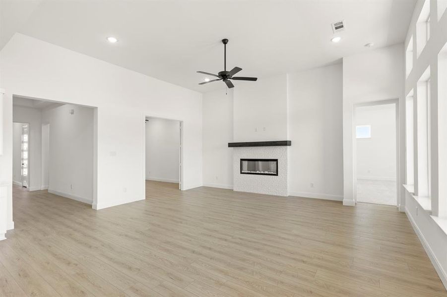 12. 1052 Bingham - Family (2)