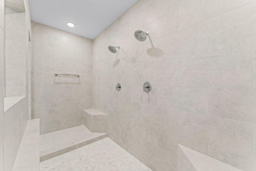 Image 47 of a home in .