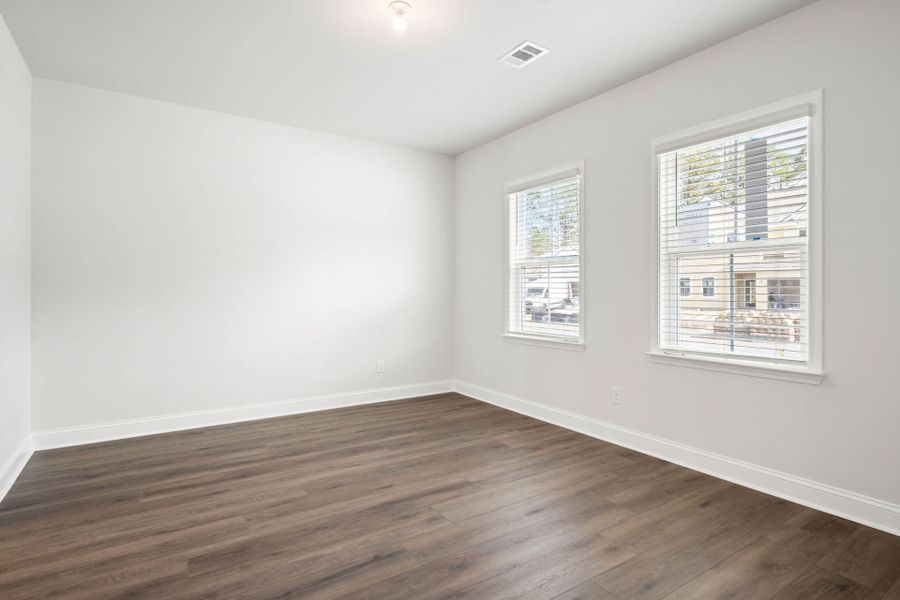 Spacious, unfurnished interior of a new home in Waterways, Richmond Hill (Image 30). Spacious, unfurnished interior of a new home in Waterways, Richmond Hill (Image 30).