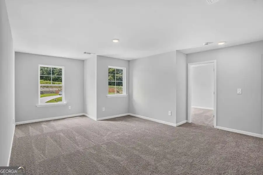 Spacious, unfurnished interior of a new home in Austin Ridge, Commerce (Image 16).