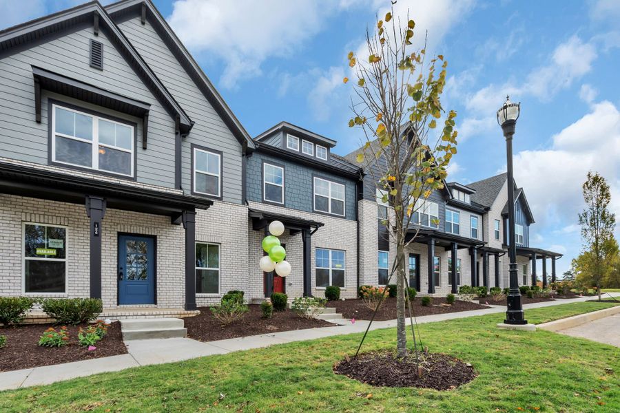 Image 24 of a home in Anderson Park.