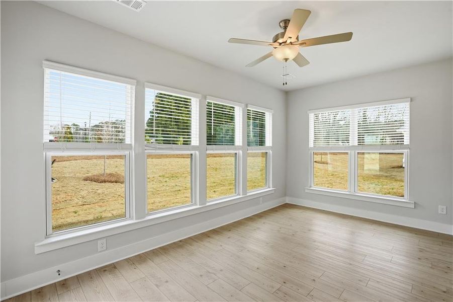 Spacious, unfurnished interior of a new home in Rose Creek, Cumming (Image 7).