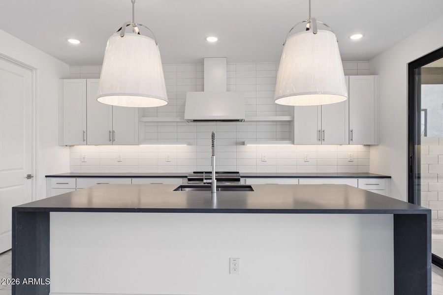 Viviendo Lot #10 Kitchen (3) (Large)