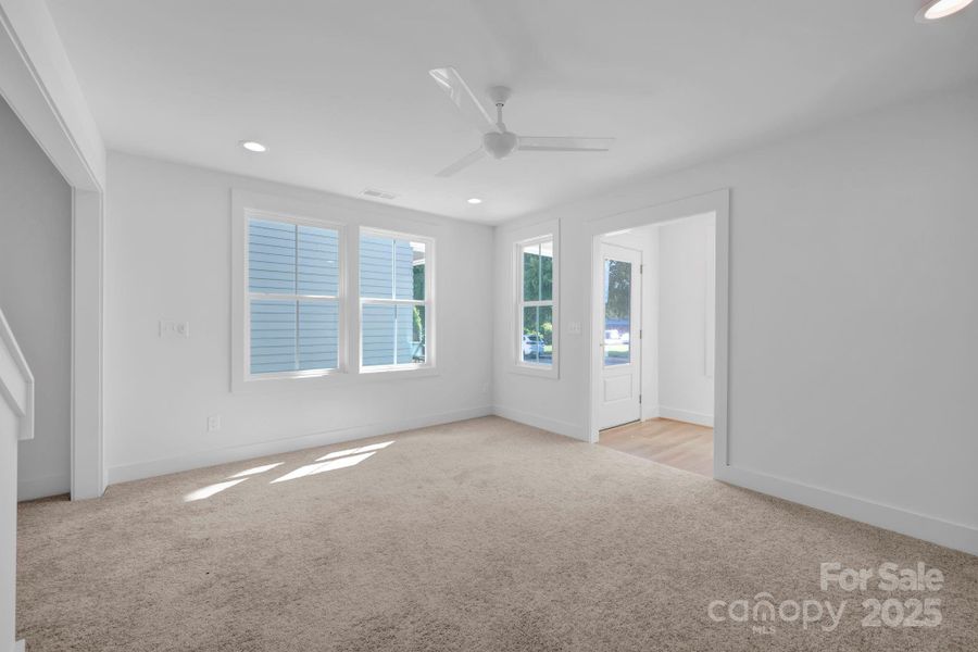 Spacious, unfurnished interior of a new home in , Davidson (Image 15).