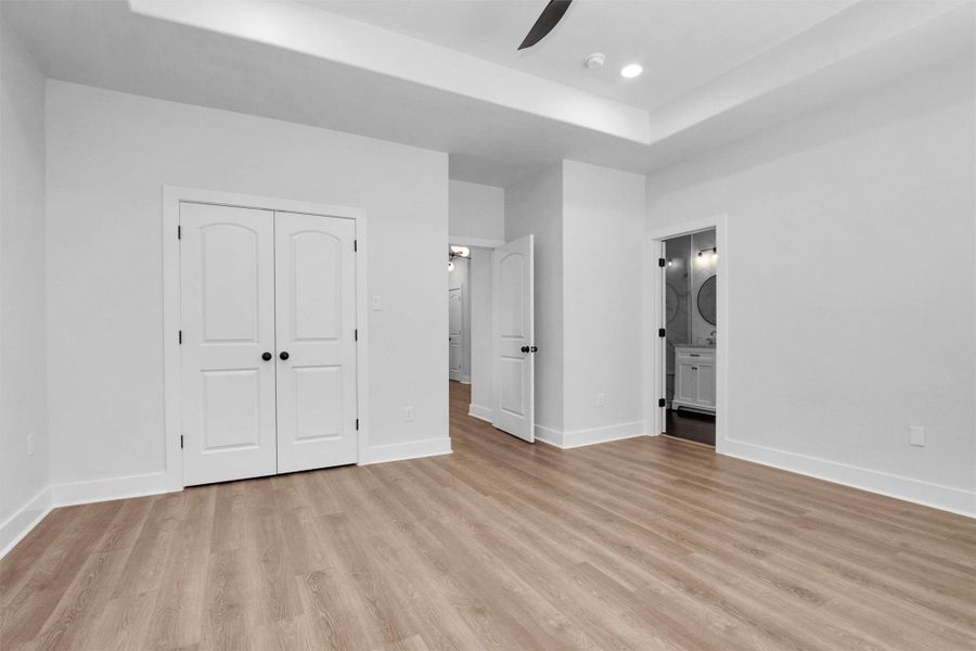 Spacious, unfurnished interior of a new home in , Houston (Image 28).