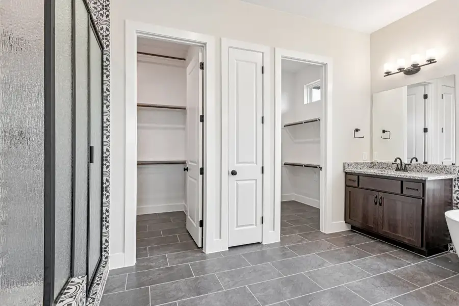 Furnished interior view inside a new home in Village at Three Oaks, Seguin (Image 18). Furnished interior view inside a new home in Village at Three Oaks, Seguin (Image 18).