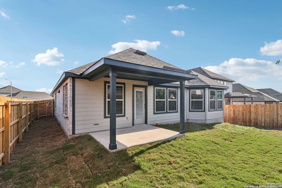 Exterior details and patio area of a home in Arcadia Ridge - Classic Series, San Antonio (Image 26).