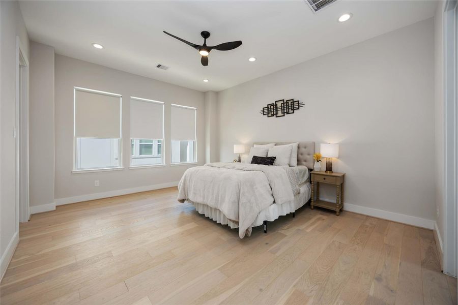 Furnished interior view inside a new home in , Houston (Image 29). Furnished interior view inside a new home in , Houston (Image 29).