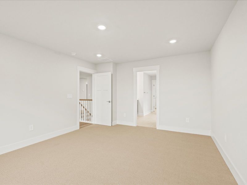 Spacious, unfurnished interior of a new home in Cedar Shoals - Signature Collection, Piedmont (Image 10).