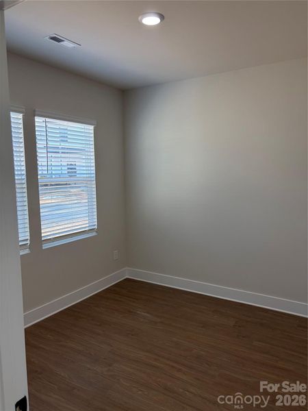 Spacious, unfurnished interior of a new home in , Lenoir (Image 10).