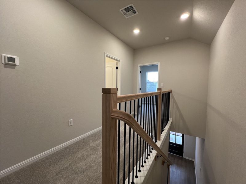 Spacious, unfurnished interior of a new home in Rolling Glen, Hutto (Image 22).