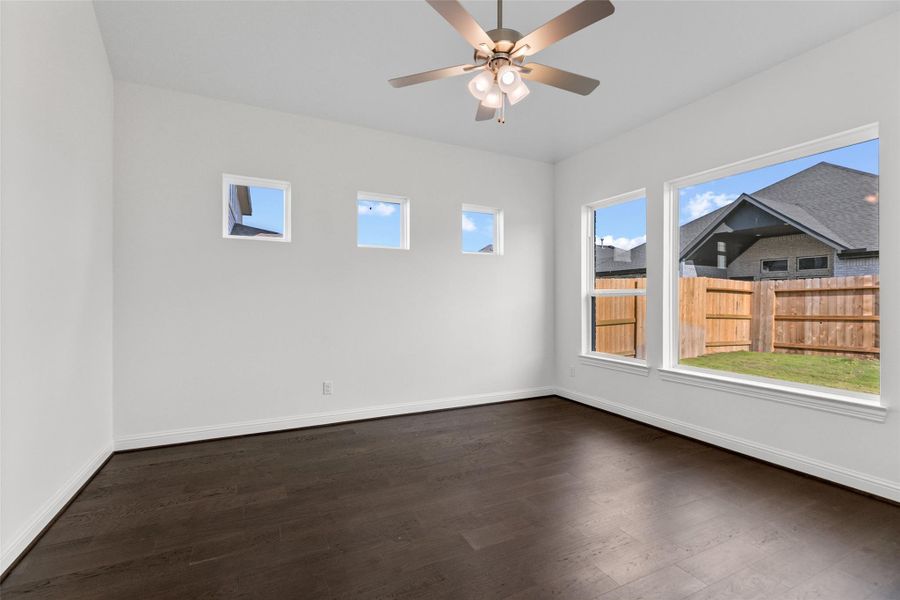 Spacious, unfurnished interior of a new home in Brookewater, Rosenberg (Image 34).