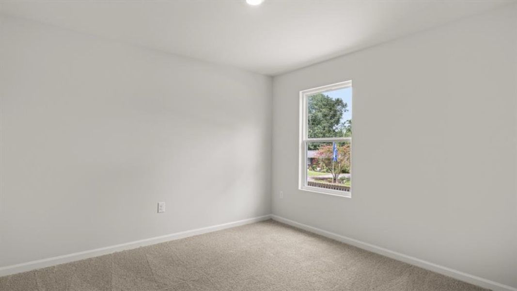 Spacious, unfurnished interior of a new home in Oconee Overlook, Gainesville (Image 38).