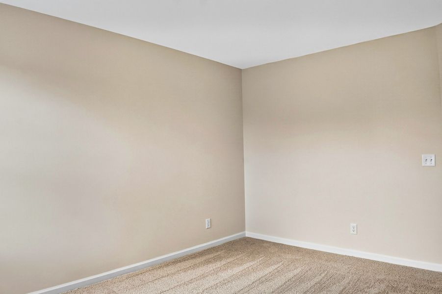 Representative unfurnished interior of a home built from the The Sunbury by RTS Homes in Doctor's Creek, Ludowici (Image 29).