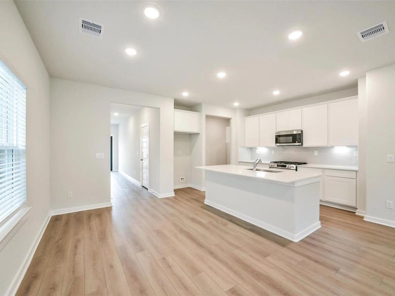 Image 42 of a home in Lakes at Black Oak. Image 42 of a home in Lakes at Black Oak.