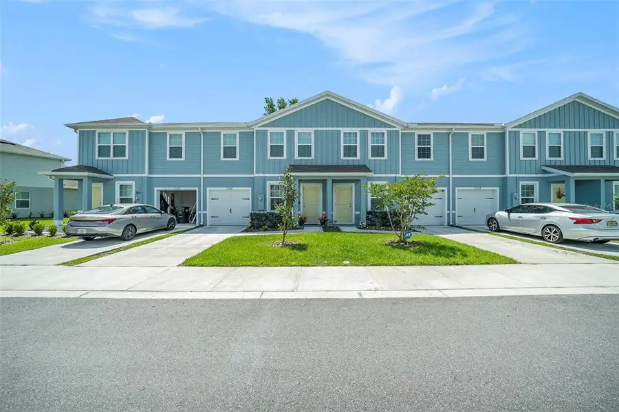 Front exterior of a new home in , New Port Richey, FL, highlighting curb appeal (Image 1). Front exterior of a new home in , New Port Richey, FL, highlighting curb appeal (Image 1).