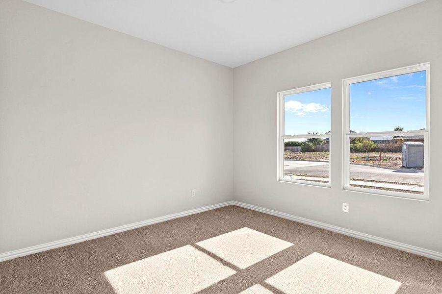 Spacious, unfurnished interior of a new home in Trails of Fossil Creek, Fort Worth (Image 19).