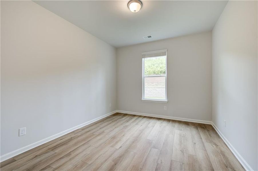 Spacious, unfurnished interior of a new home in Trinity Park, McDonough (Image 27).