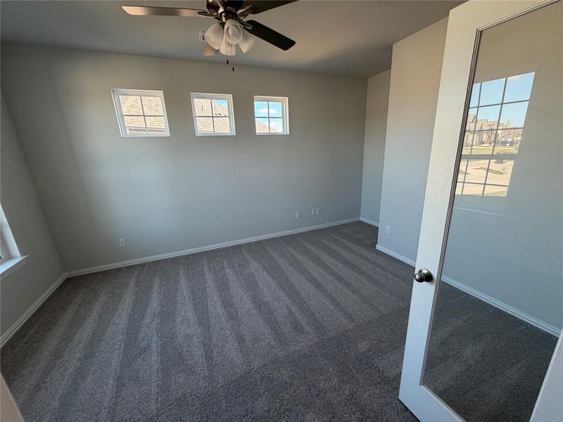 Spacious, unfurnished interior of a new home in Brookewater, Rosenberg (Image 32).
