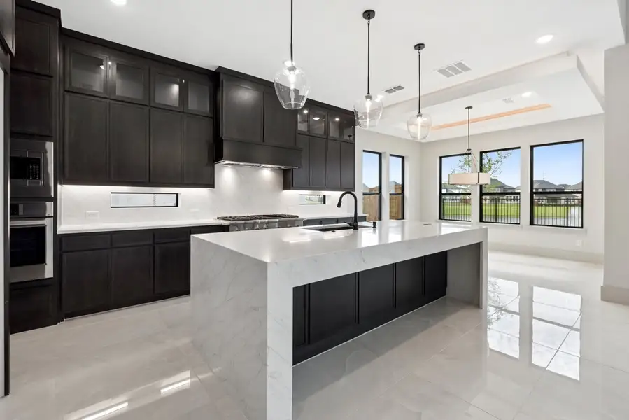 Representative furnished interior of a home built from the Westwood by Landon Homes in Dominion Estates, Frisco (Image 7).