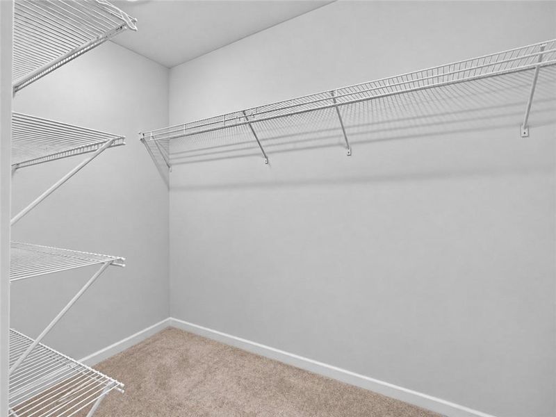 Spacious, unfurnished interior of a new home in , Gainesville (Image 23).