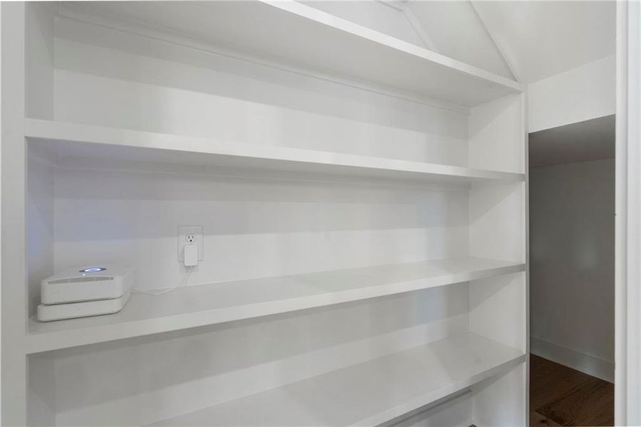 Spacious, unfurnished interior of a new home in , Atlanta (Image 62).