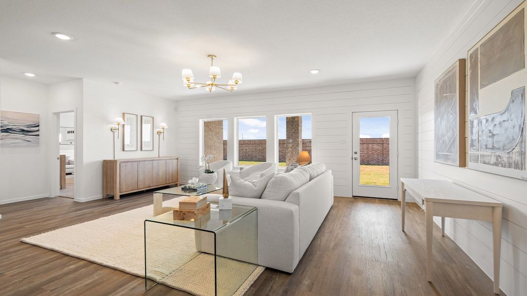 Representative furnished interior of a home built from the Rosemont by D.R. Horton in Sunterra Lakes, Brookshire (Image 19).