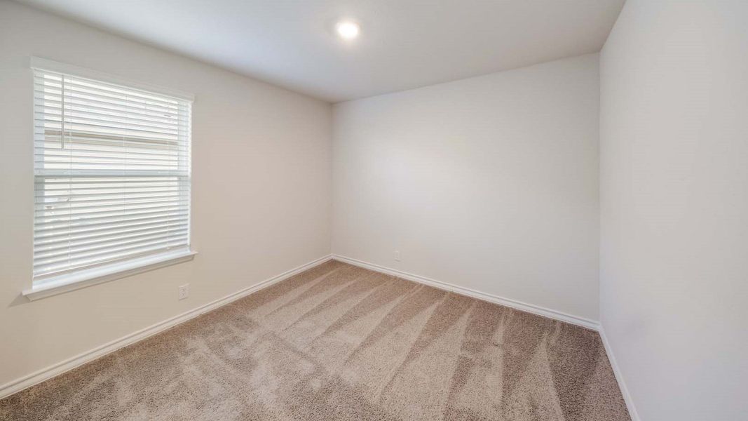 Spacious, unfurnished interior of a new home in Tamarron, Fulshear (Image 12).