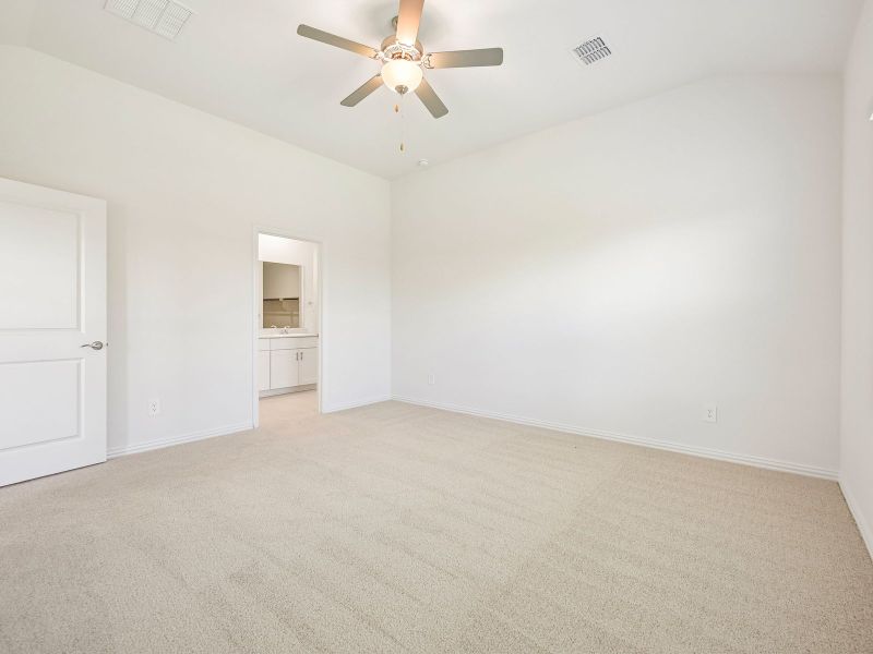 Spacious, unfurnished interior of a new home in Lakehaven - Signature Series, Farmersville (Image 12). Spacious, unfurnished interior of a new home in Lakehaven - Signature Series, Farmersville (Image 12).