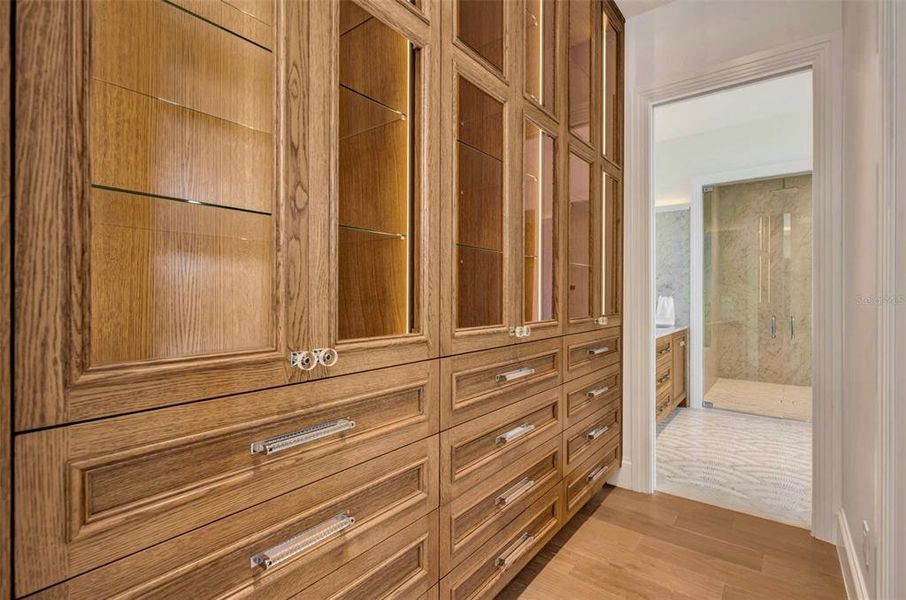 Spacious, unfurnished interior of a new home in , Winter Park (Image 28).