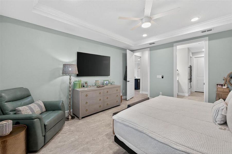 Furnished interior view inside a new home in , Land O' Lakes (Image 58).