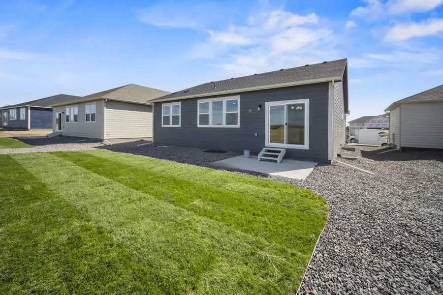 Representative exterior photo of a completed home built from the Sage by View Homes in The Glen, Colorado Springs, CO (Image 26). Representative exterior photo of a completed home built from the Sage by View Homes in The Glen, Colorado Springs, CO (Image 26).