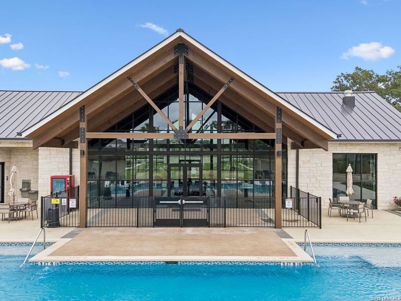 Community amenities in , San Antonio (Image 24).