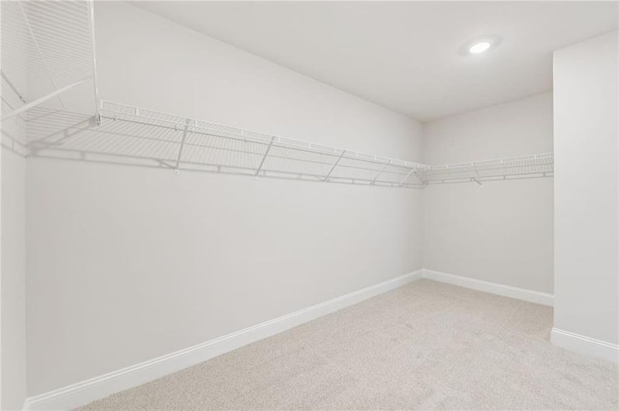 Spacious, unfurnished interior of a new home in River Pointe, Monroe (Image 45).