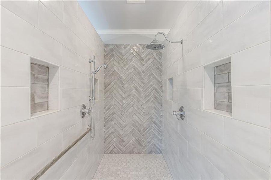 Image 33 of a home in .