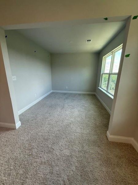 Spacious, unfurnished interior of a new home in Sierra Creek, Hoschton (Image 11).