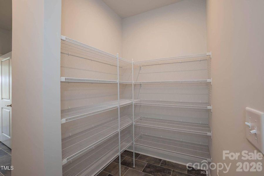 Spacious, unfurnished interior of a new home in Cardiff Glyn, Catawba (Image 23).