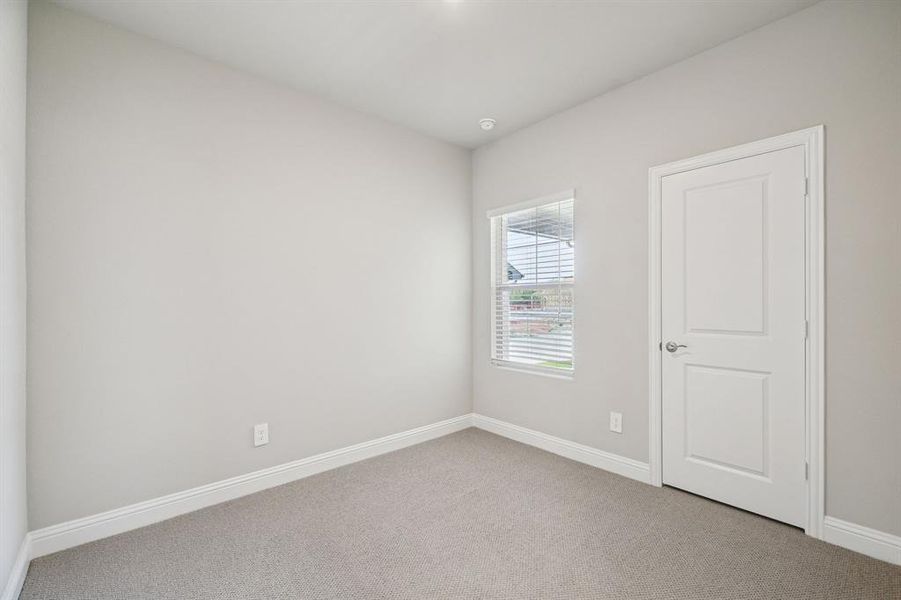 Photo is not of the actual home, but is an inspirational photo of builder’s model home and may depict options, furnishings, and/or decorator features that are not included. Photo is not of the actual home, but is an inspirational photo of builder’s model home and may depict options, furnishings, and/or decorator features that are not included.