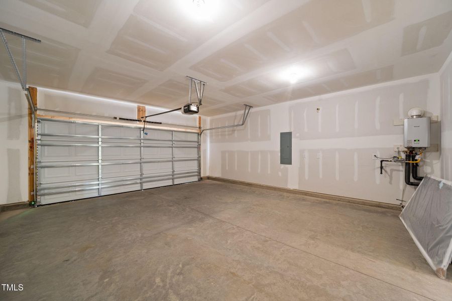 27-web-or-mls-DSC_9362 27-web-or-mls-DSC_9362