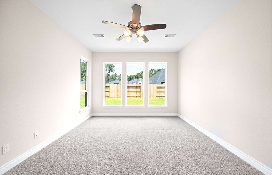 Representative unfurnished interior of a home built from the 3799AU by Ravenna Homes in Audubon 60′, Magnolia (Image 30).