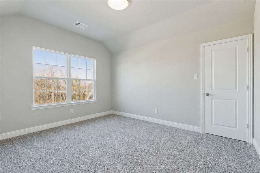 Spacious, unfurnished interior of a new home in Sicily, Princeton (Image 22).