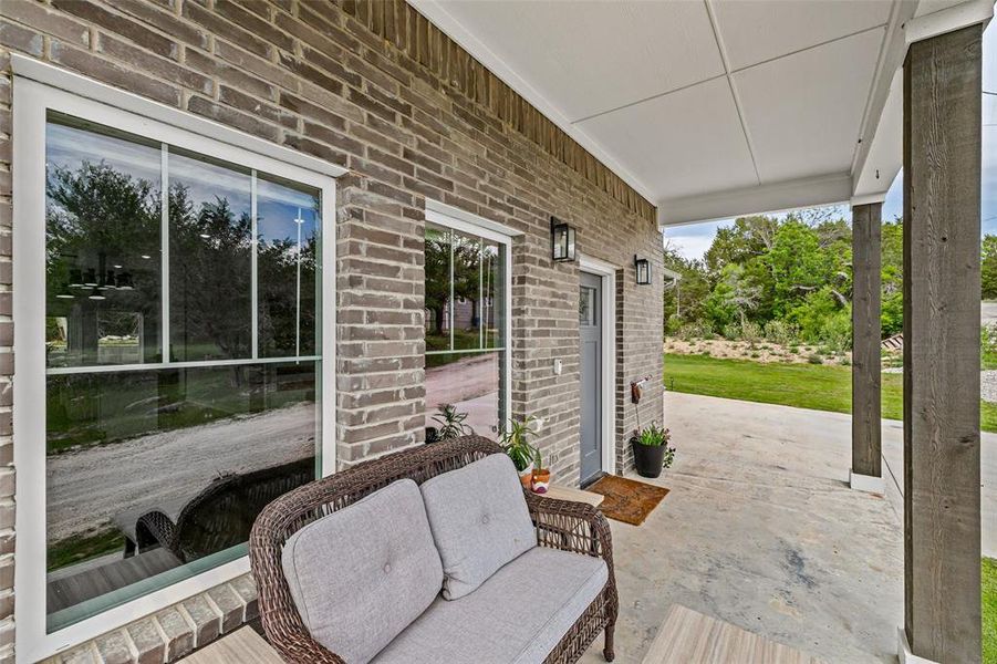 Exterior details and patio area of a home in , Granbury (Image 26).