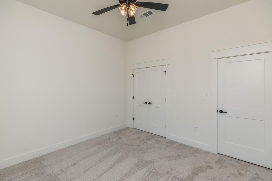 Spacious, unfurnished interior of a new home in , Lumberton (Image 27).