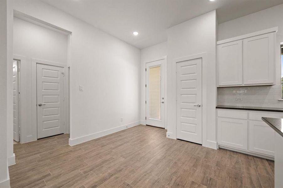 Spacious, unfurnished interior of a new home in Saddleback Estates, Boyd (Image 28).