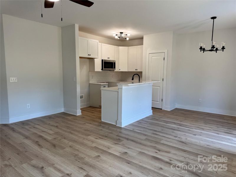 Spacious, unfurnished interior of a new home in , Monroe (Image 10).