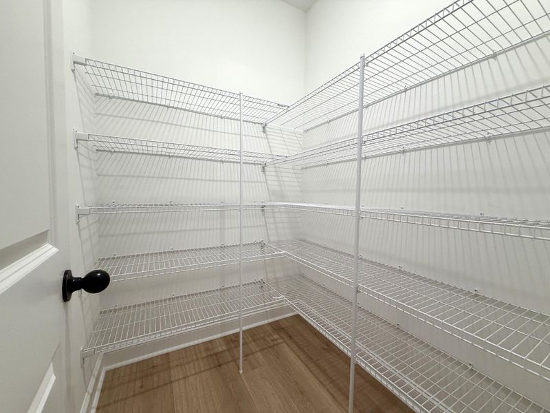 Spacious, unfurnished interior of a new home in , Charleston (Image 18).