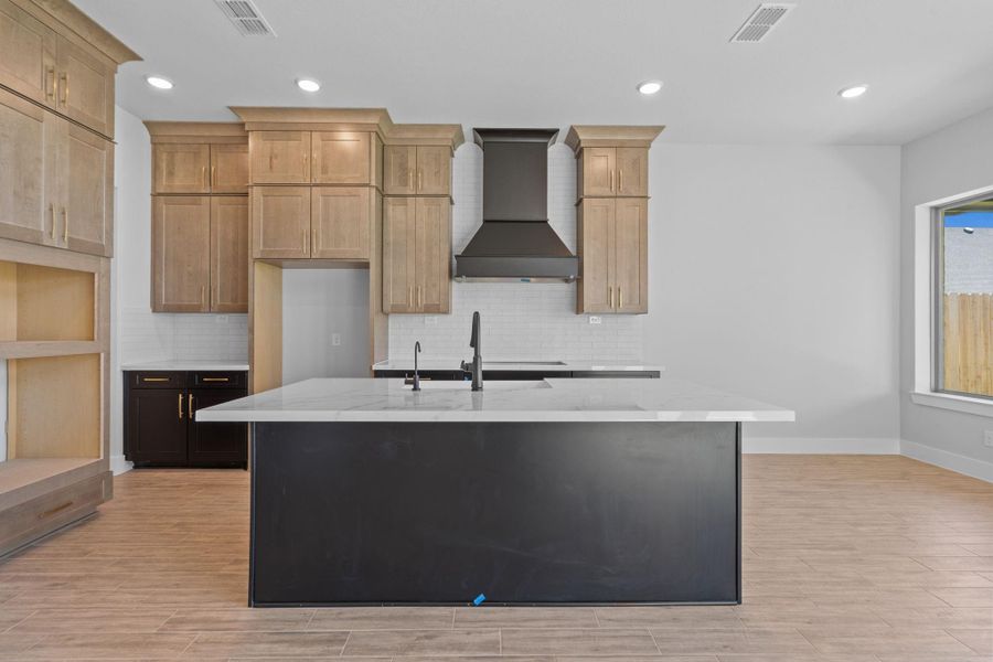 Furnished interior view inside a new home in Cross Creek West 50', Fulshear (Image 6).