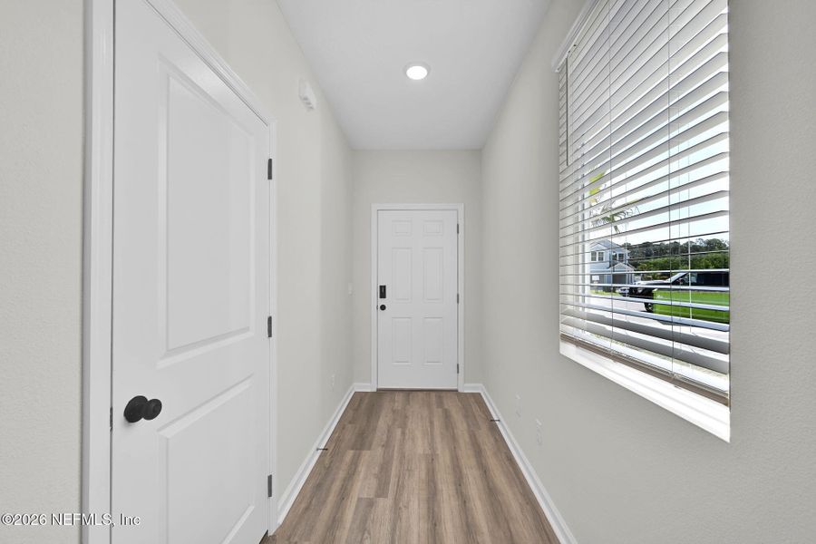Spacious, unfurnished interior of a new home in Baxley Villas, Middleburg (Image 15).
