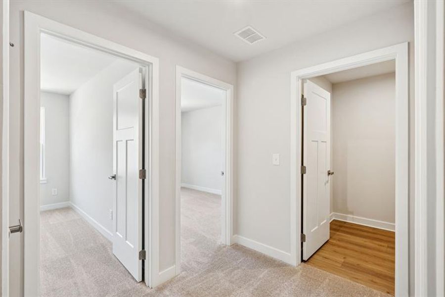 Spacious, unfurnished interior of a new home in Crescent Cove, Summerville (Image 20).