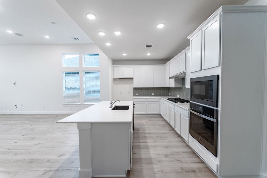 Furnished interior view inside a new home in Santa Rita Ranch, Liberty Hill (Image 4).